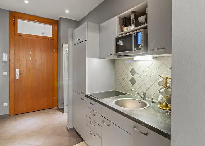 Appartement Neben Augarten I 5 Min To Metro I 10 Min To Wenen